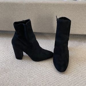 Aldo Black suede low boots